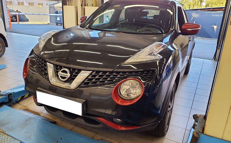 Nissan Juke 1.6i N-Connecta