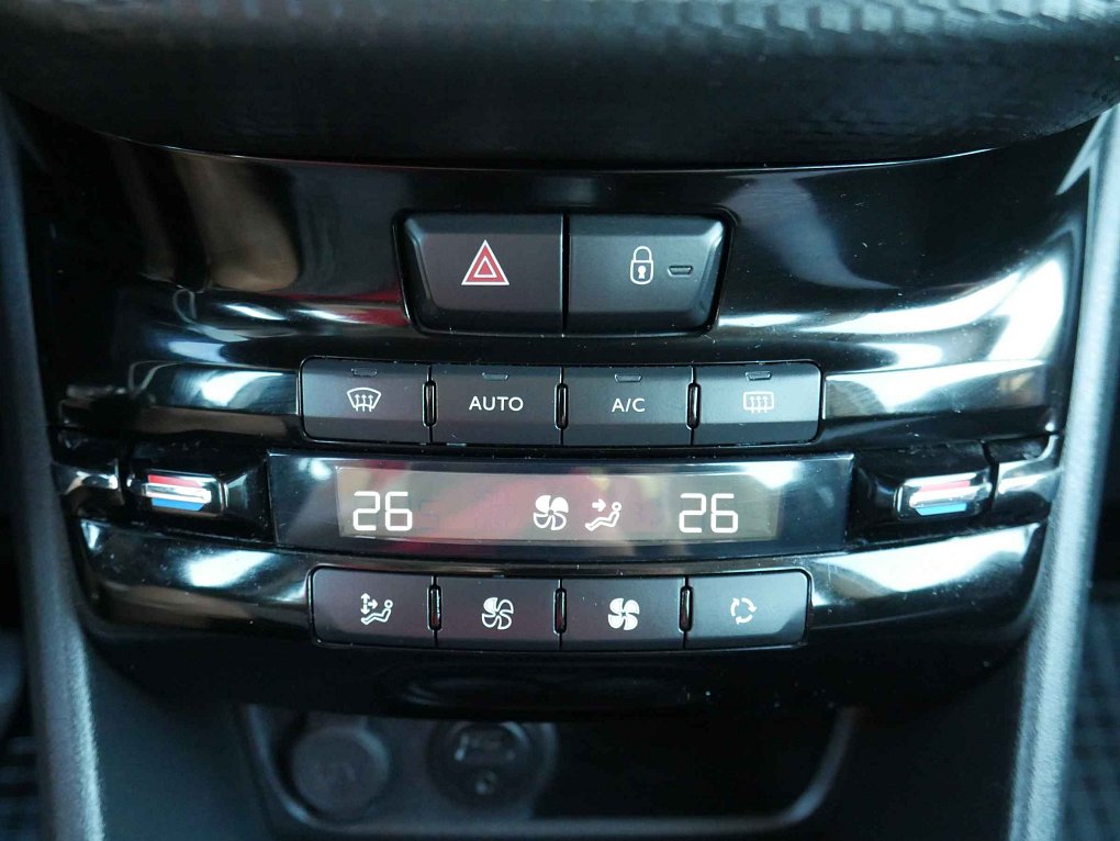 Peugeot 2008 1.2 PT Active