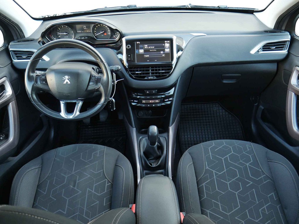 Peugeot 2008 1.2 PT Active