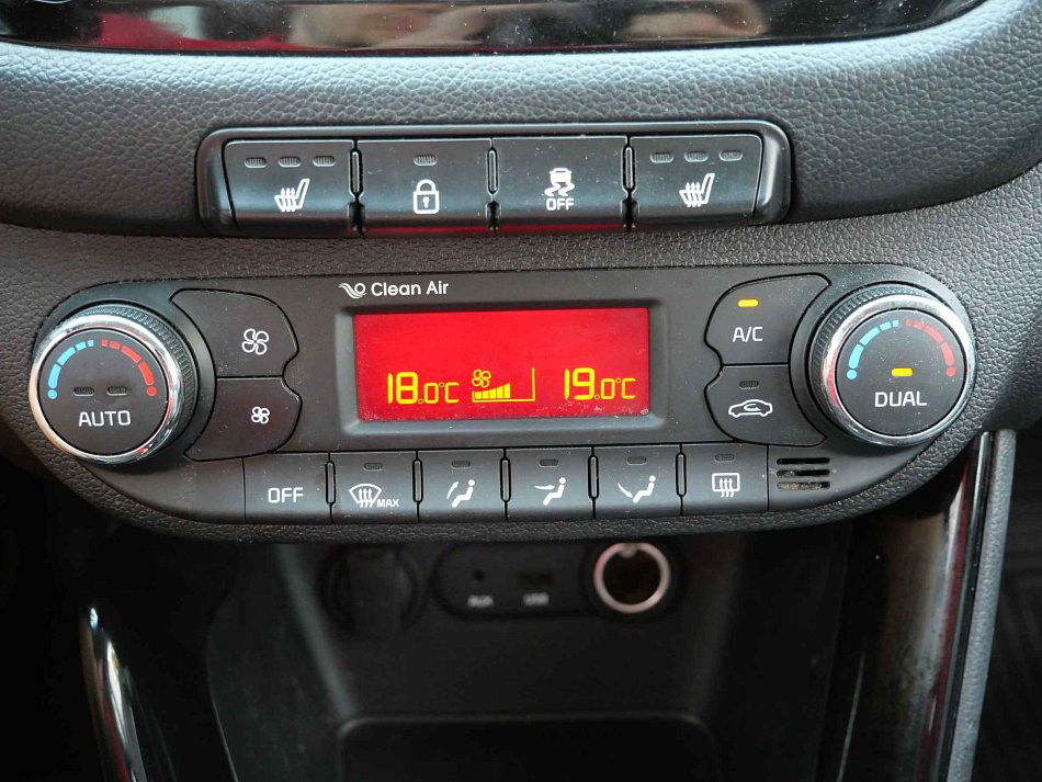 Kia Ceed 1.6 GDi 