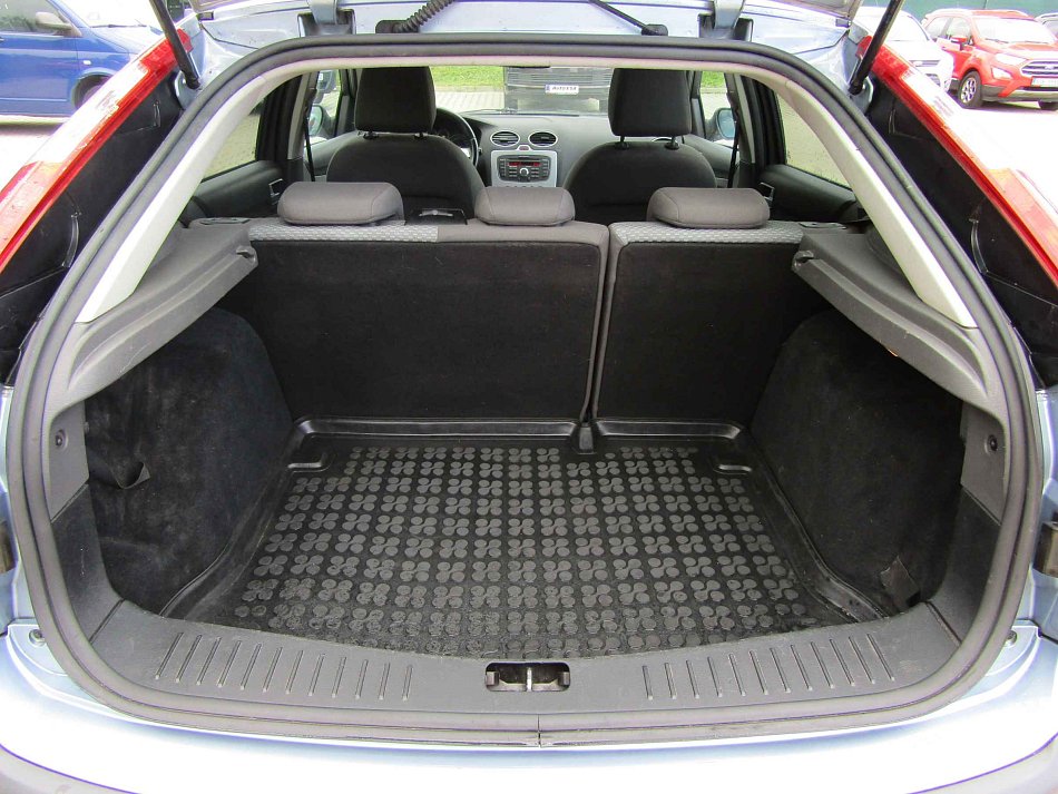 Ford Focus 1.6i 