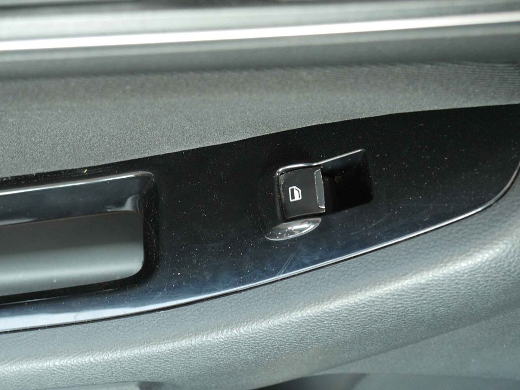 Ford S-MAX 2.0 TDCi  7míst