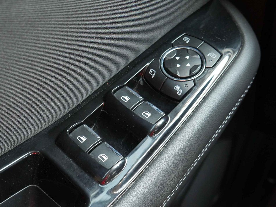 Ford S-MAX 2.0 TDCi  7míst