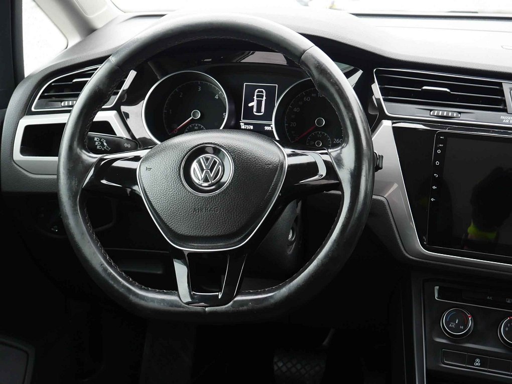 Volkswagen Touran 1.6TDi 