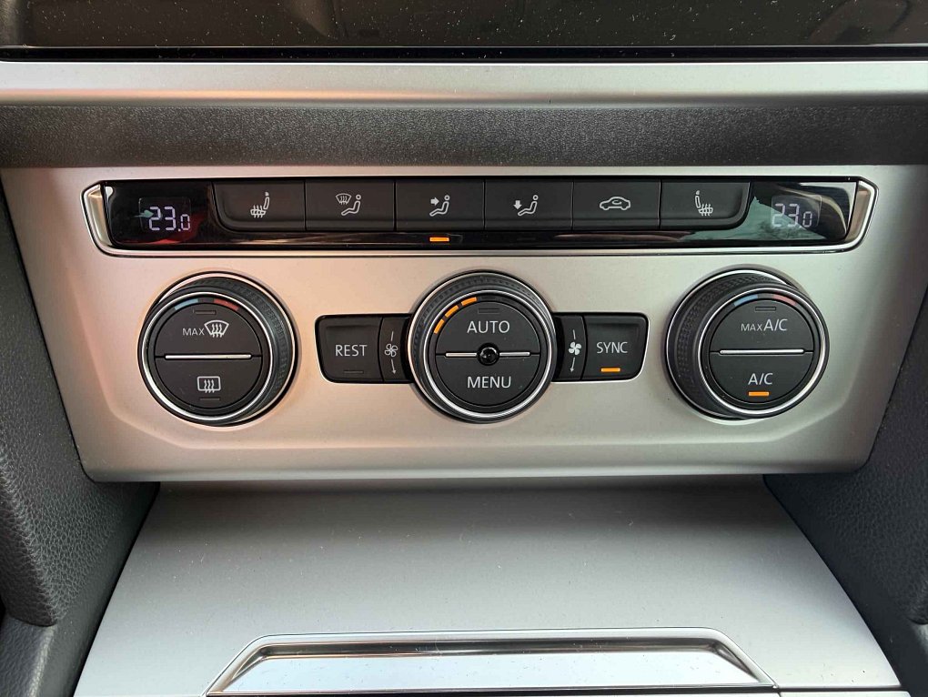Volkswagen Passat 2.0TDi 