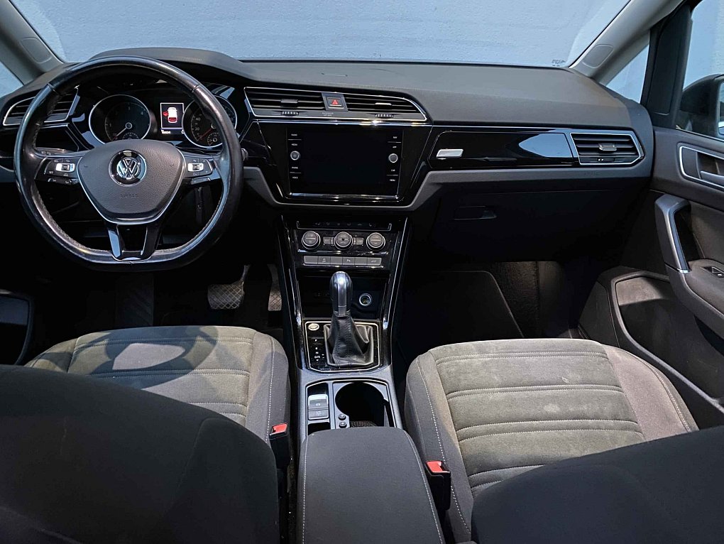 Volkswagen Touran 1.6TDi  7 míst