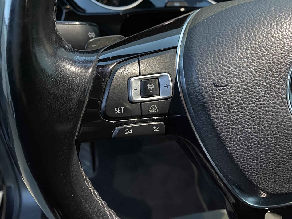 Volkswagen Touran 1.6TDi  7 míst