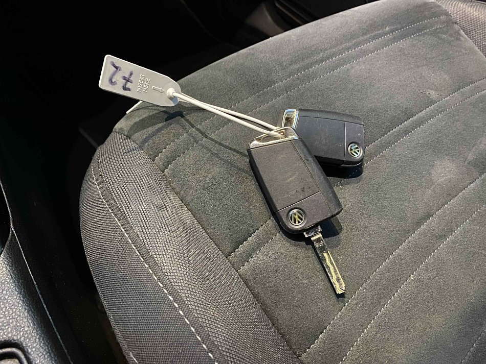Volkswagen Touran 1.6TDi  7 míst