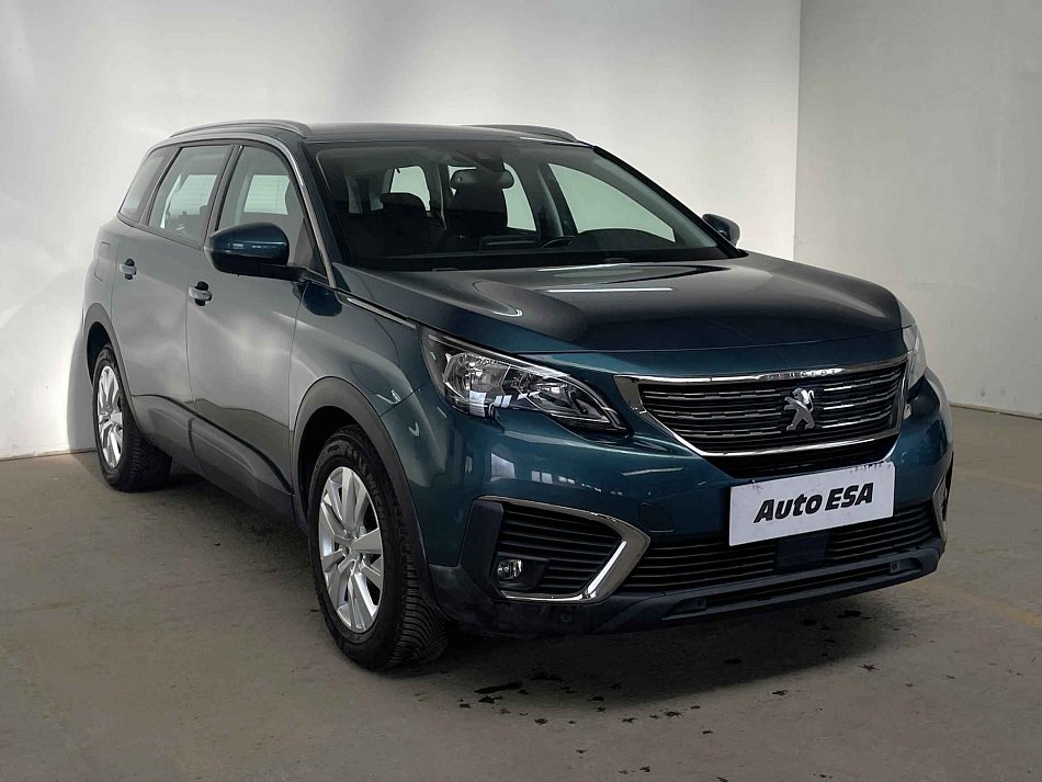 Peugeot 5008 1.2 PT Active