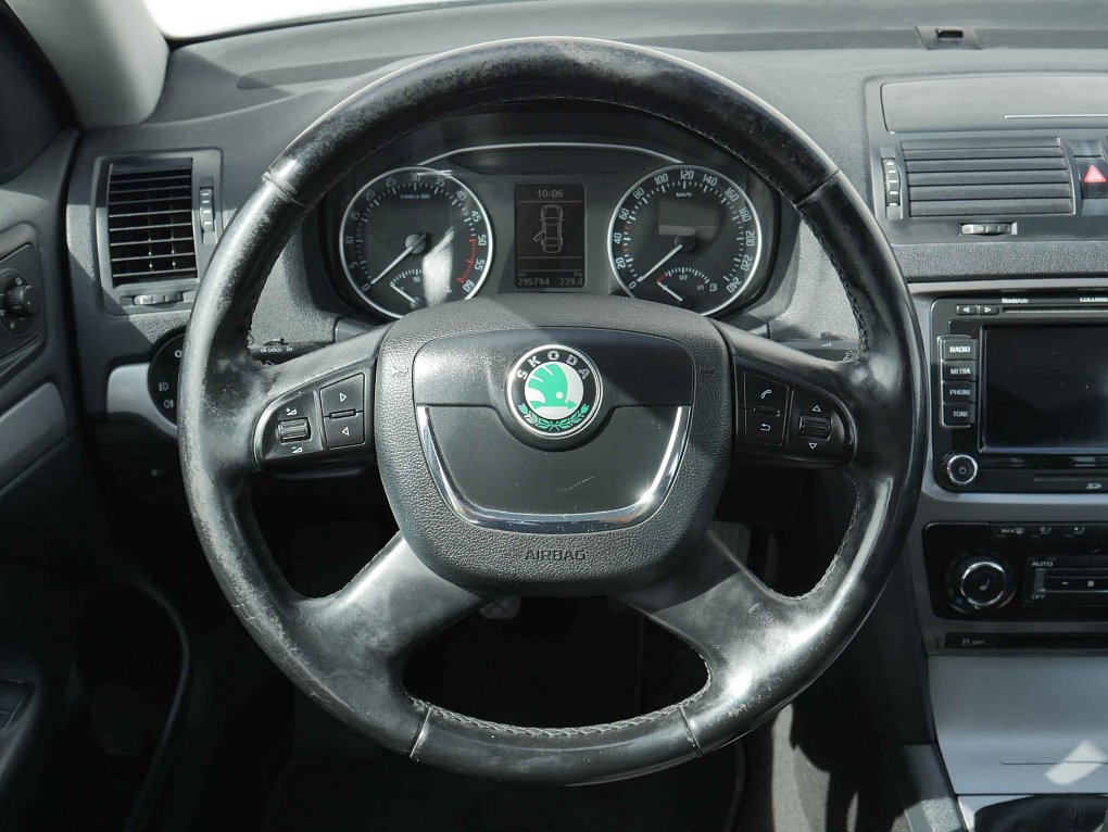Škoda Octavia II 1.6 TDi Elegance