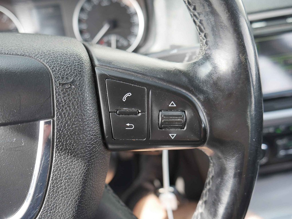 Škoda Octavia II 1.6 TDi Elegance