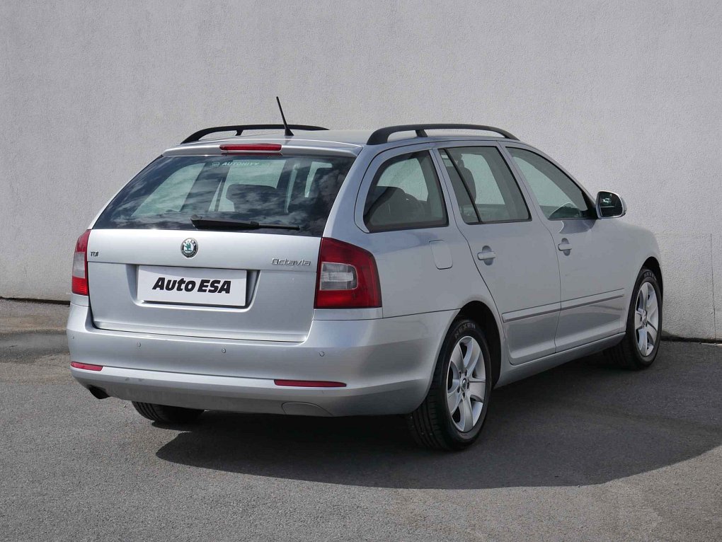 Škoda Octavia II 1.6 TDi Elegance