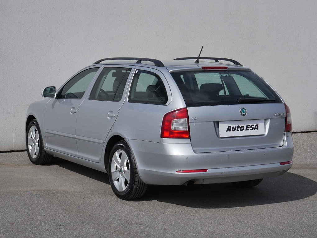 Škoda Octavia II 1.6 TDi Elegance