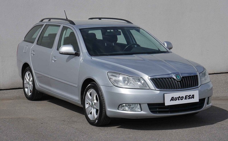 Škoda Octavia II 1.6 TDi Elegance