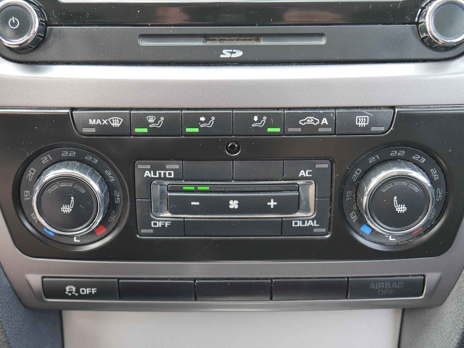 Škoda Octavia II 1.6 TDi Elegance