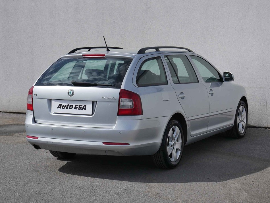 Škoda Octavia II 1.6 TDi Elegance