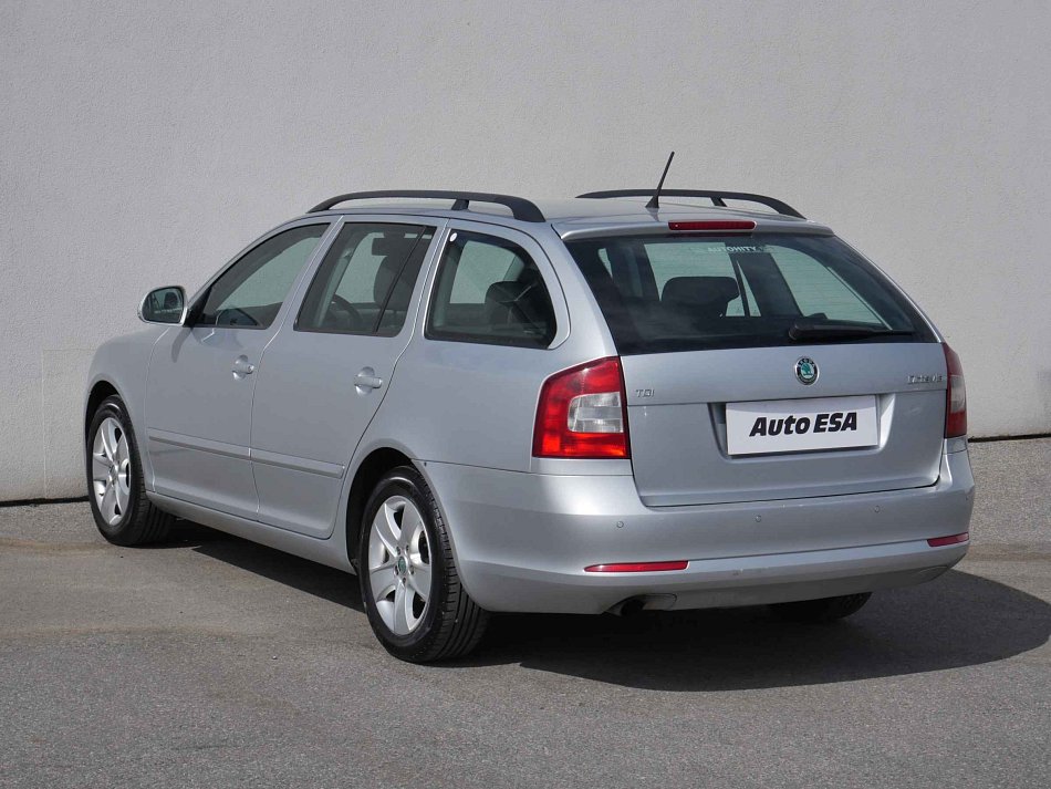 Škoda Octavia II 1.6 TDi Elegance