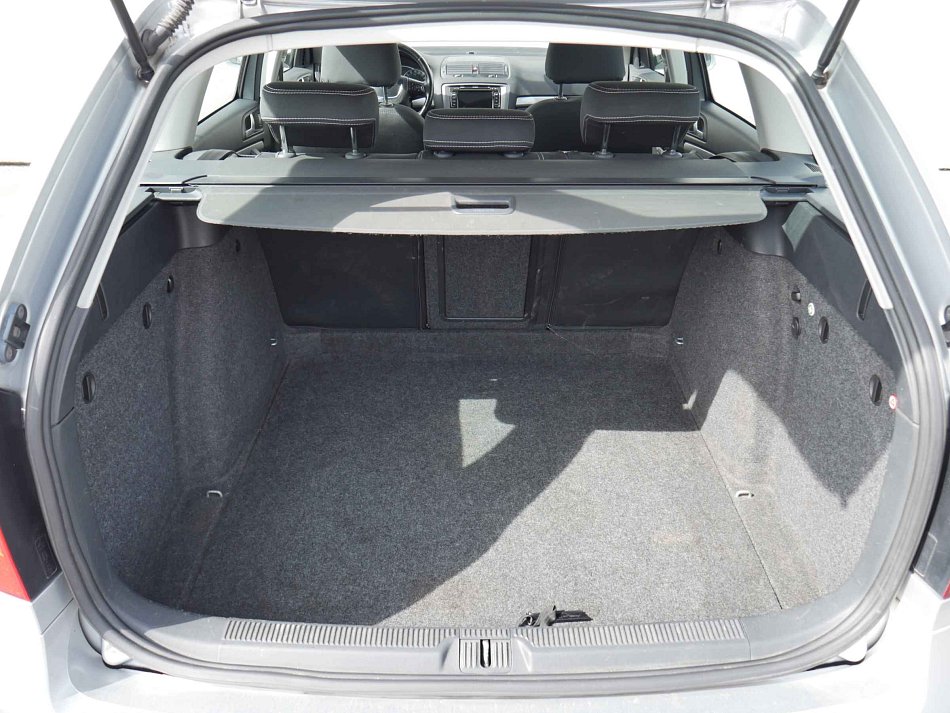 Škoda Octavia II 1.6 TDi Elegance