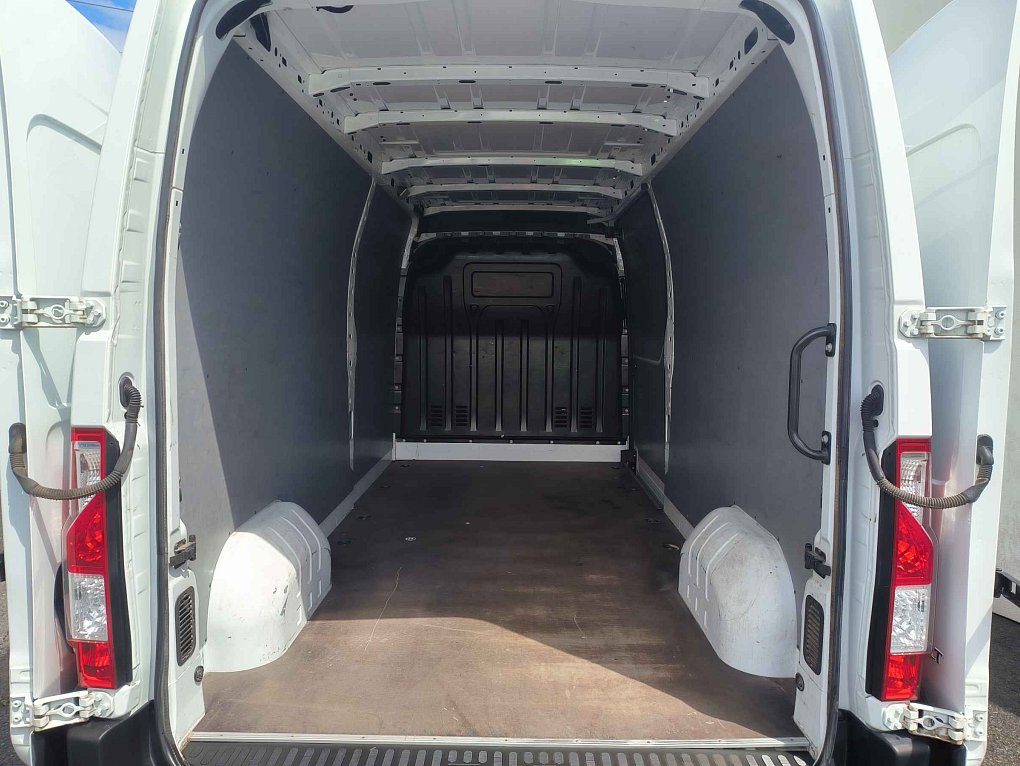Renault Master 2.3dCi Cool L3H2