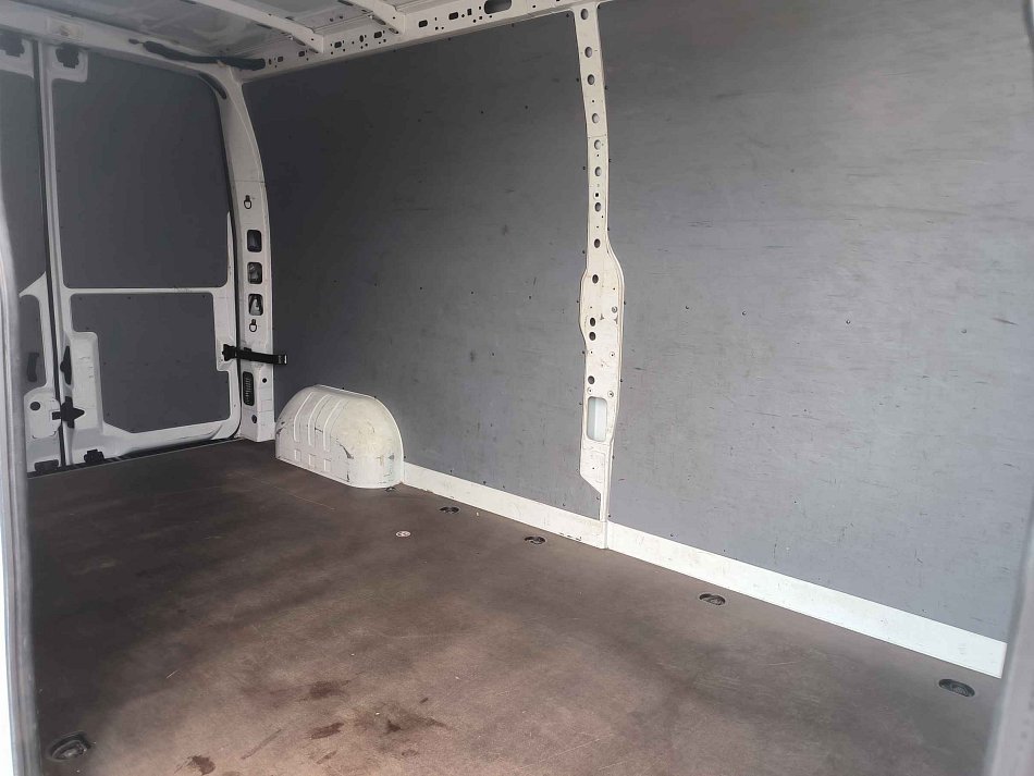 Renault Master 2.3dCi Cool L3H2