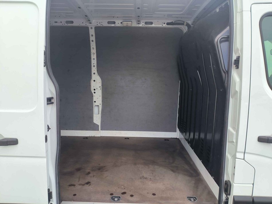 Renault Master 2.3dCi Cool L3H2