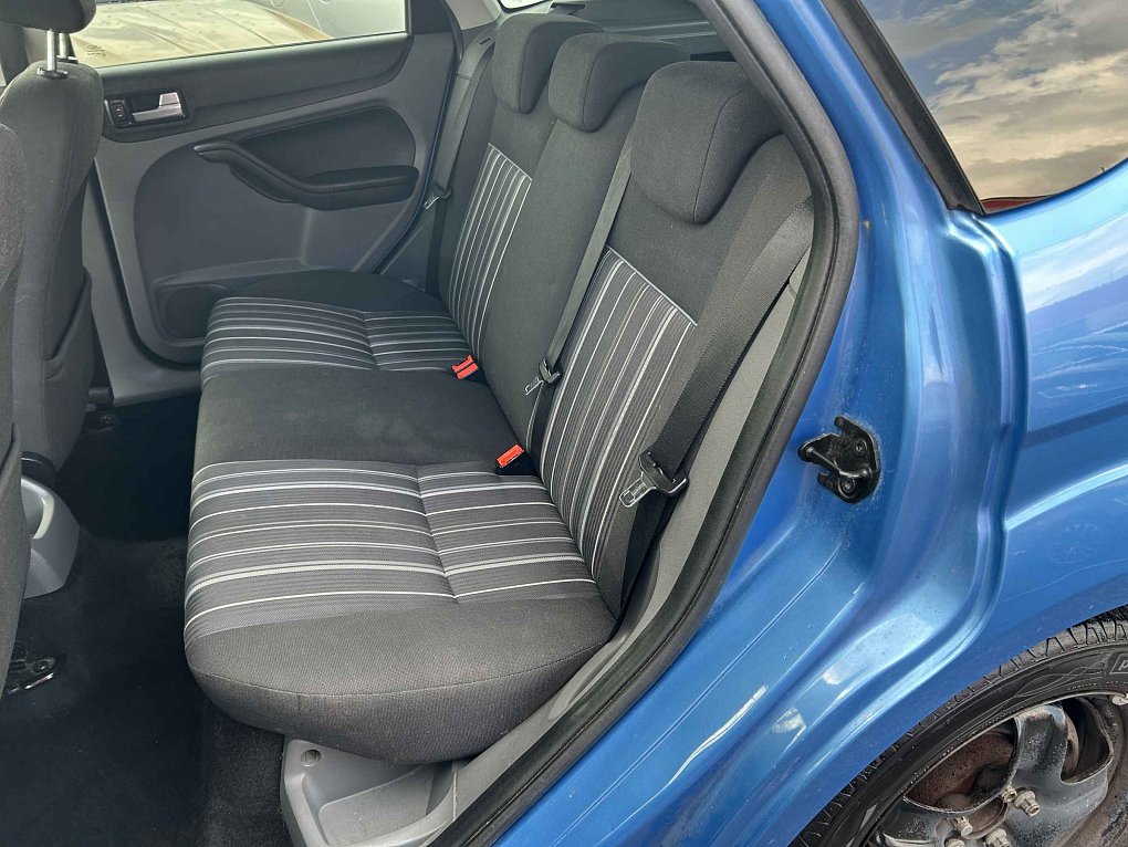 Ford Focus 1.6 16V 