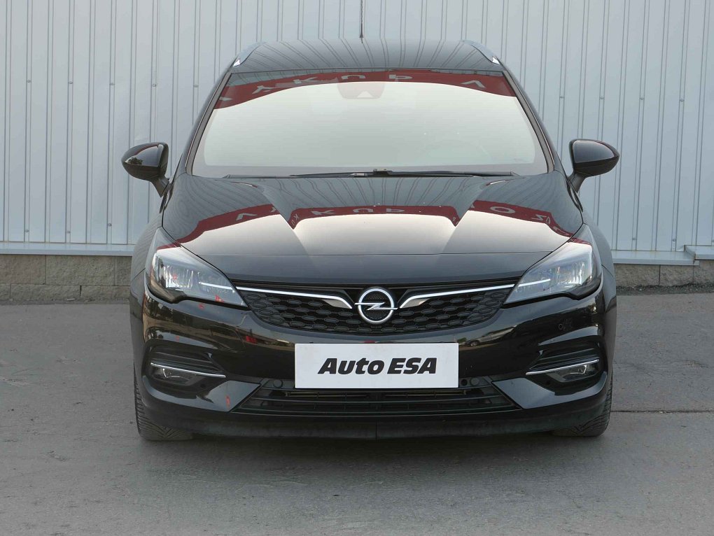 Opel Astra 1.2T 