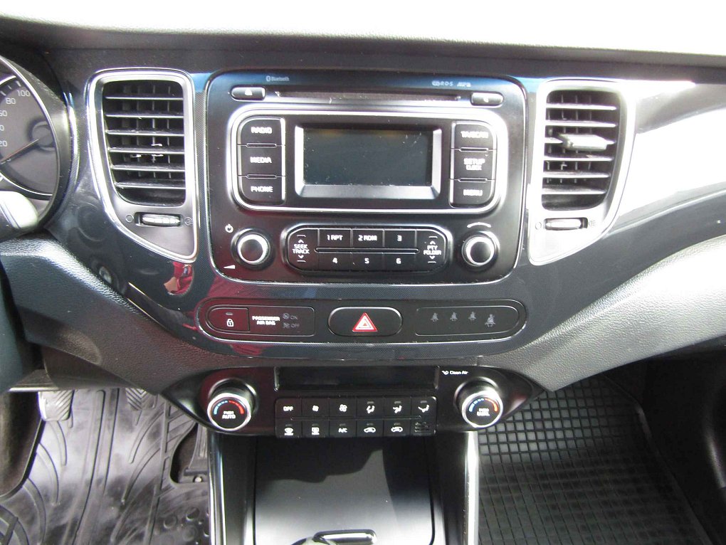 Kia Carens 1.7 CRDi 