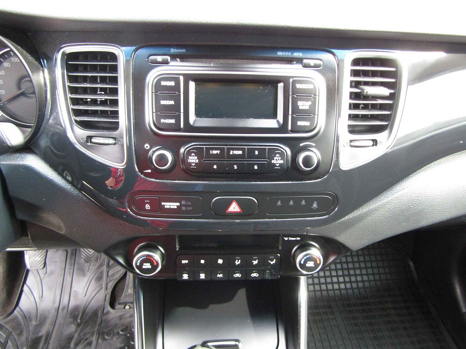 Kia Carens 1.7 CRDi 