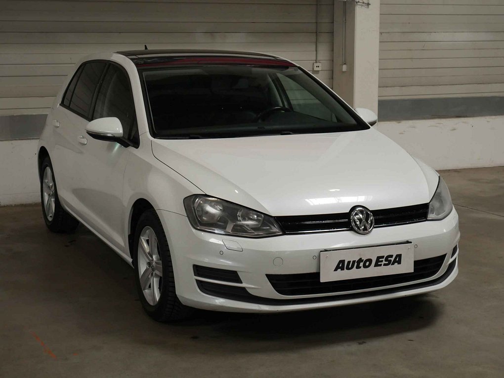 Volkswagen Golf 1.2TSI 