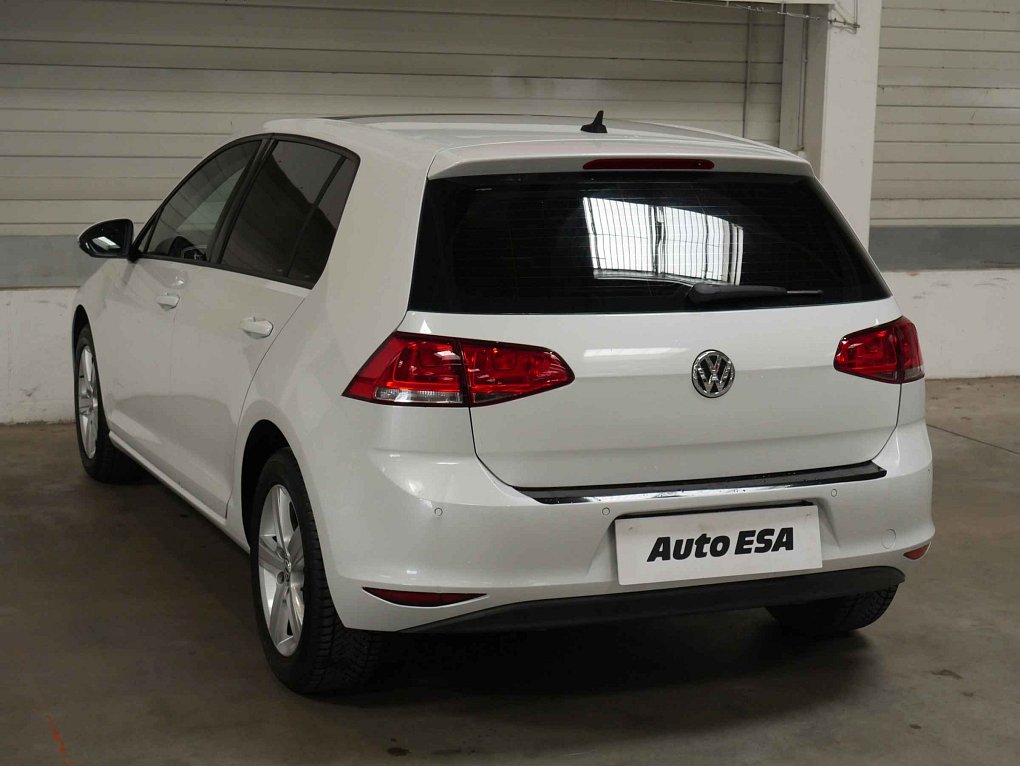 Volkswagen Golf 1.2TSI 