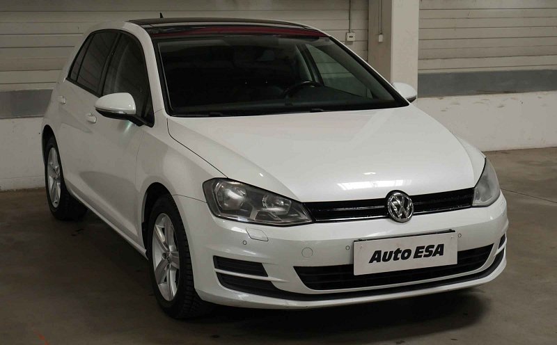 Volkswagen Golf 1.2TSI 