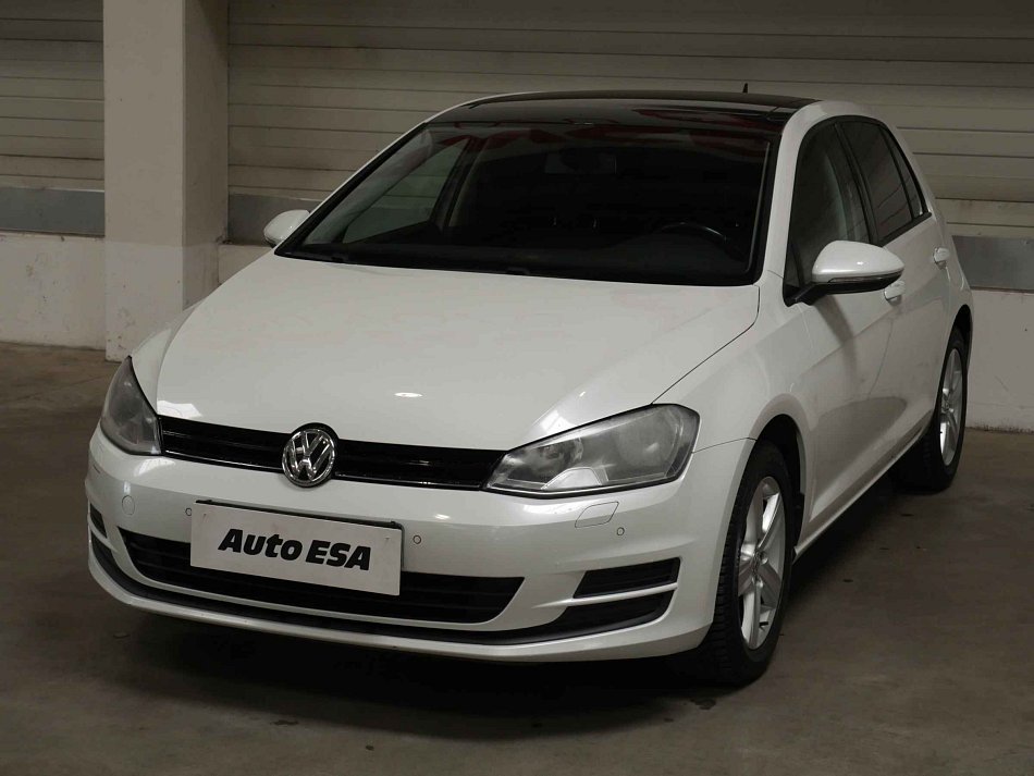 Volkswagen Golf 1.2TSI 