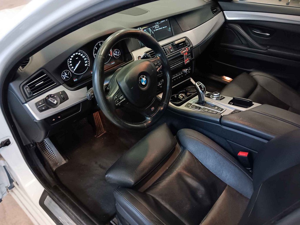 BMW Řada 5 3.0 D  xD