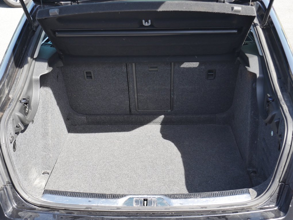 Škoda Superb II 2.0 TDi Elegance