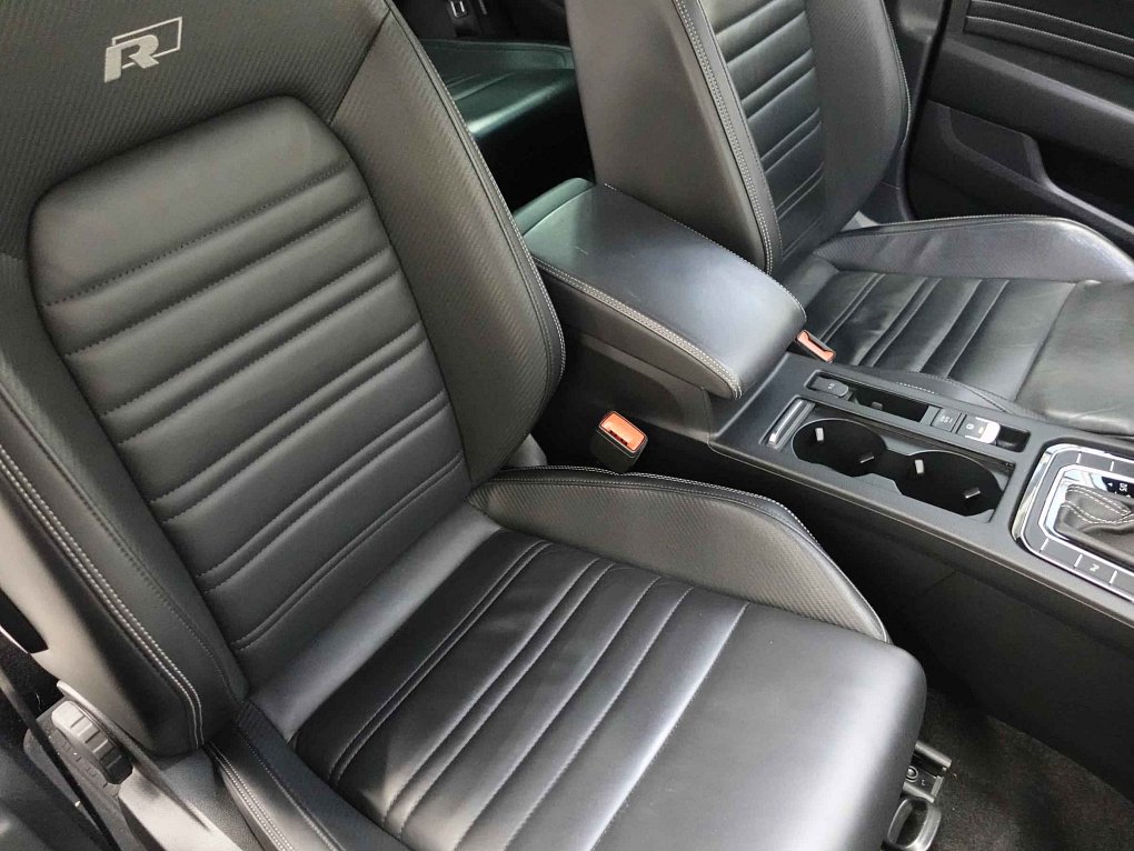 Volkswagen Passat 2.0 TSI R-Line
