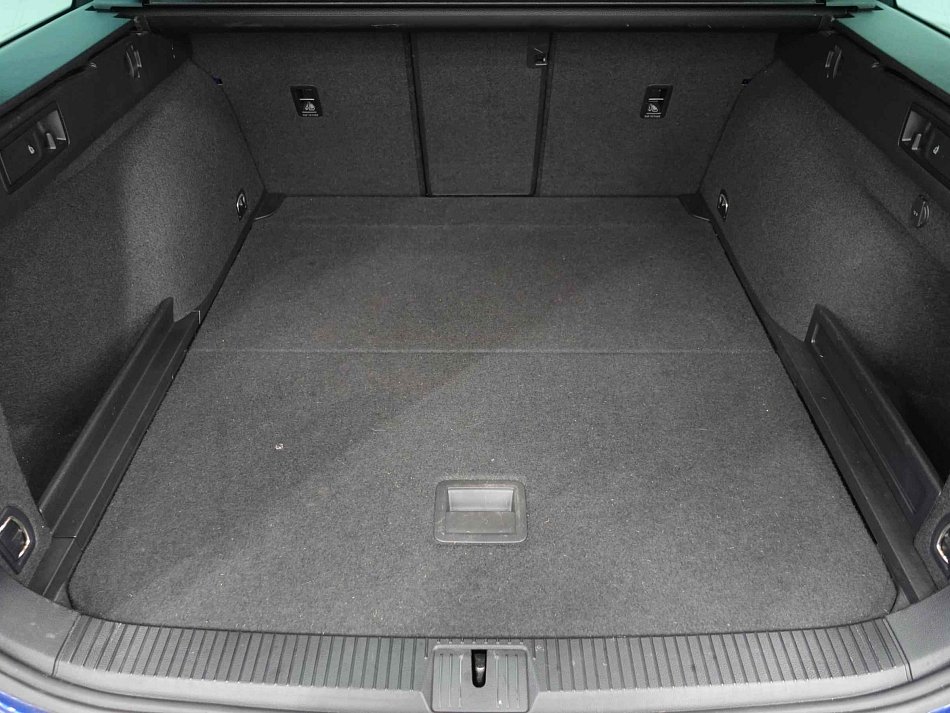 Volkswagen Passat 2.0 TSI R-Line