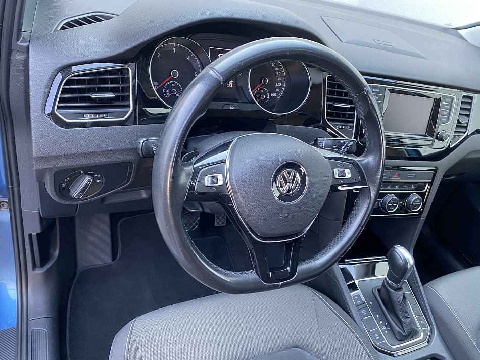 Volkswagen Sportsvan 2.0 TDi Highline