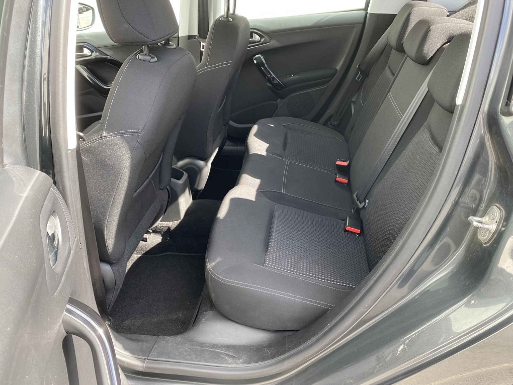 Peugeot 208 1.2PT Allure