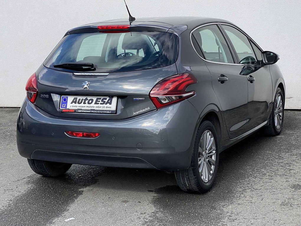 Peugeot 208 1.2PT Allure