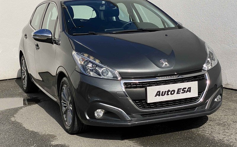 Peugeot 208 1.2PT Allure