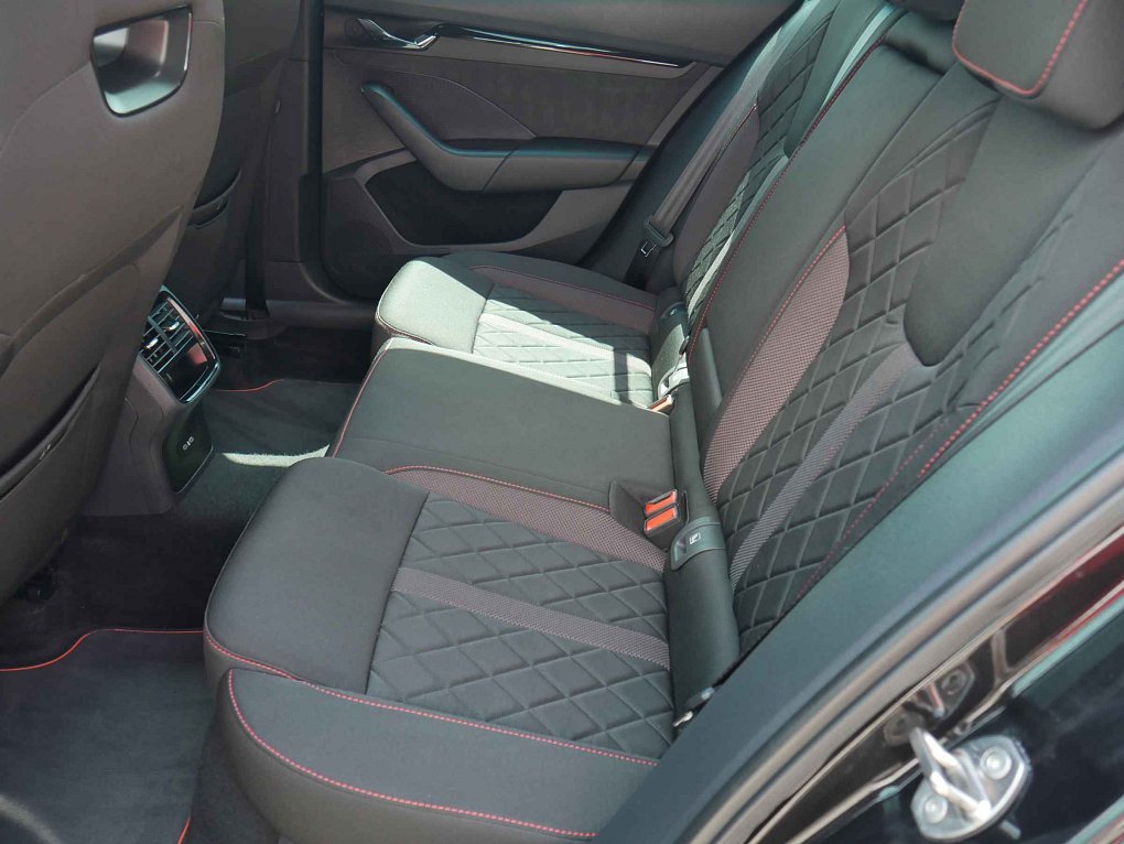 Škoda Octavia IV 2.0TDi RS 4x4