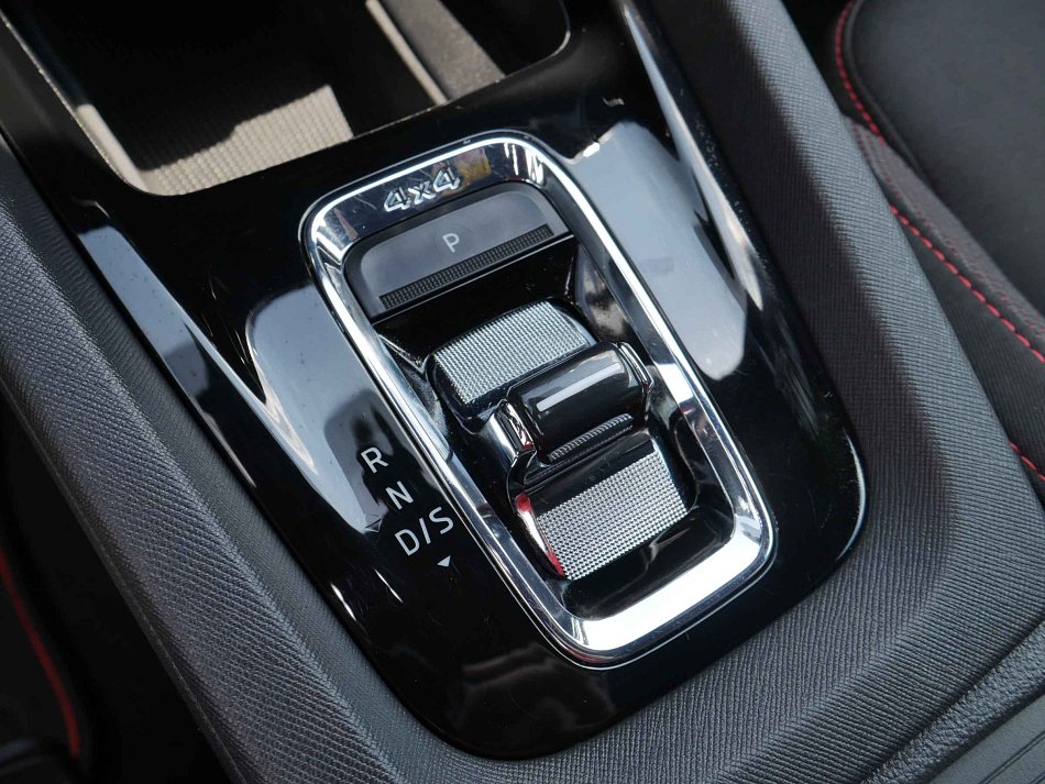 Škoda Octavia IV 2.0TDi RS 4x4