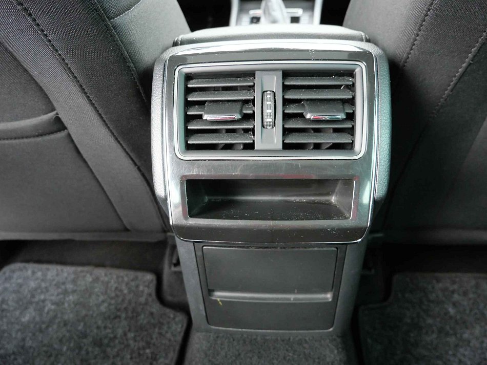 Škoda Superb III 2.0 TDi Style