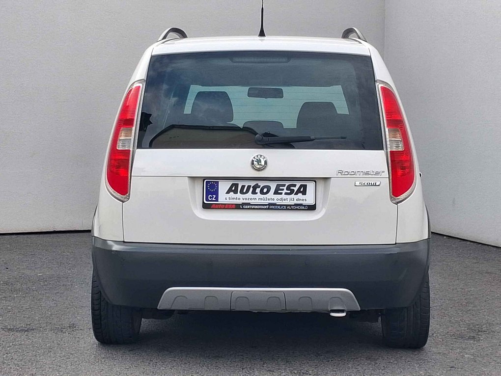 Škoda Roomster 1.2 TSi Scout
