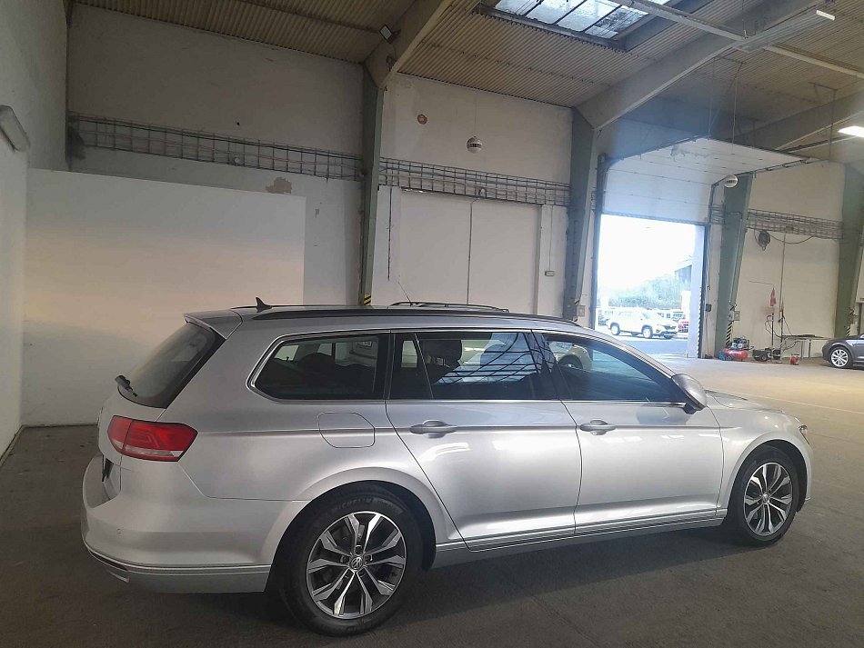 Volkswagen Passat 2.0 TDi 