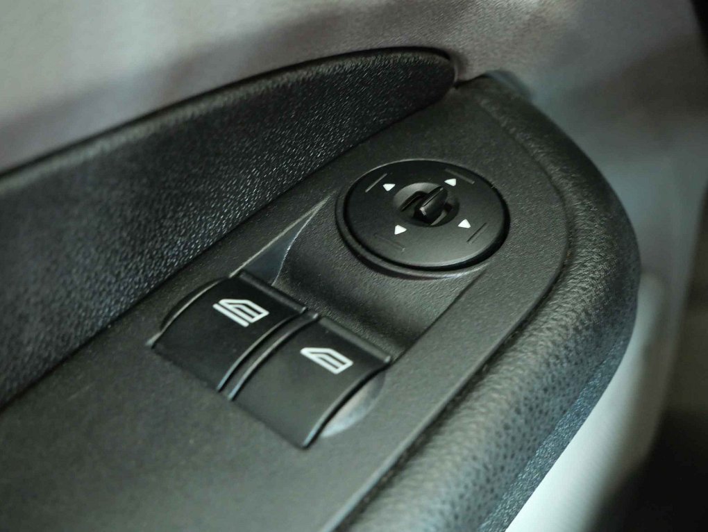 Ford Focus 1.4i 