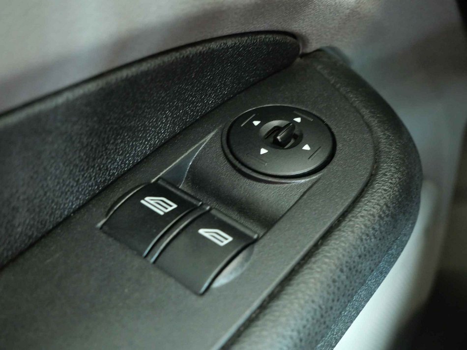 Ford Focus 1.4i 