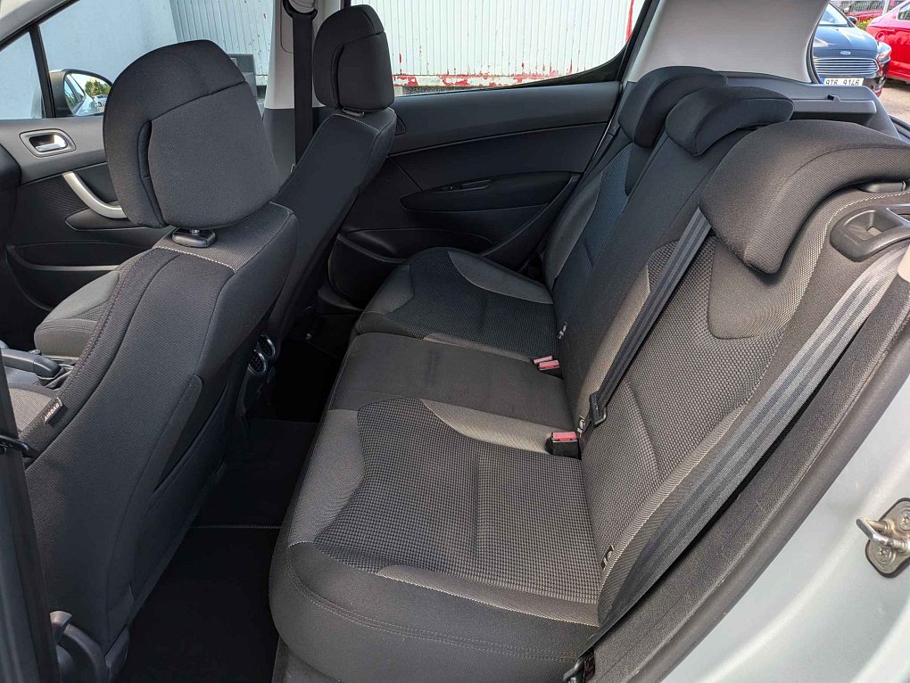 Peugeot 308 1.6 HDi 