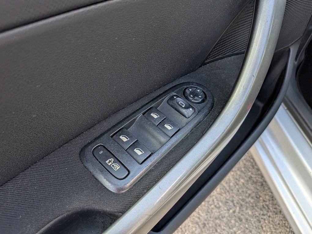 Peugeot 308 1.6 HDi 